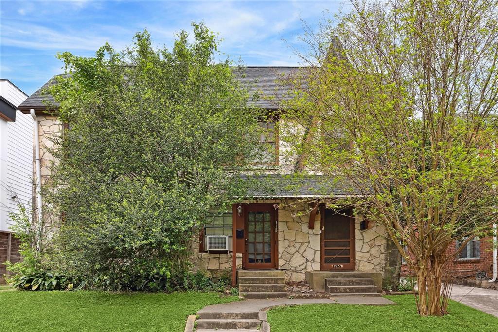 1927 W Mckinney Street