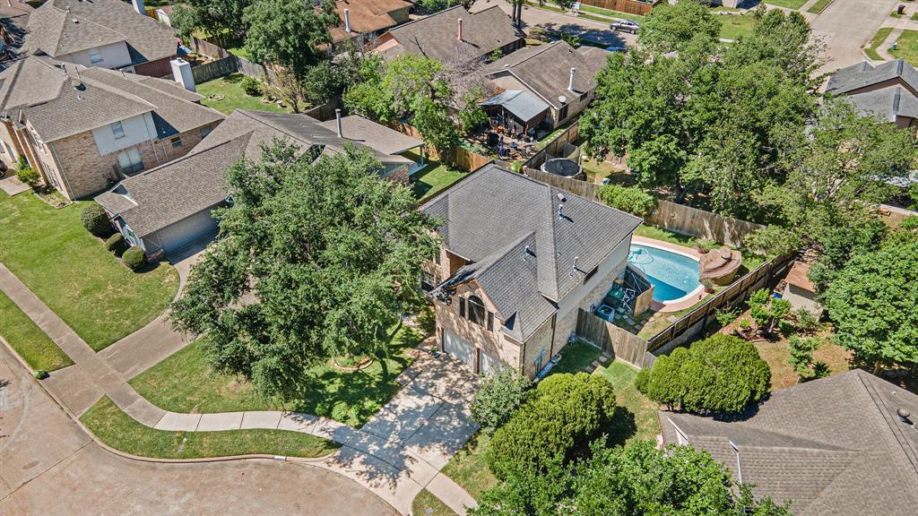 10406 N Laureldale Drive