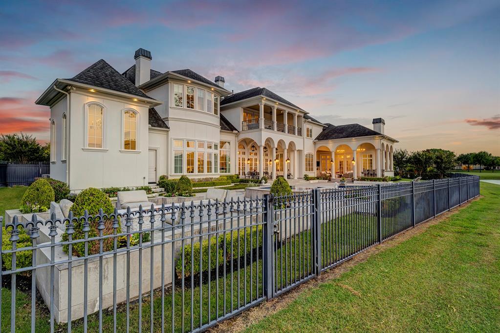 3602 St Tropez Way