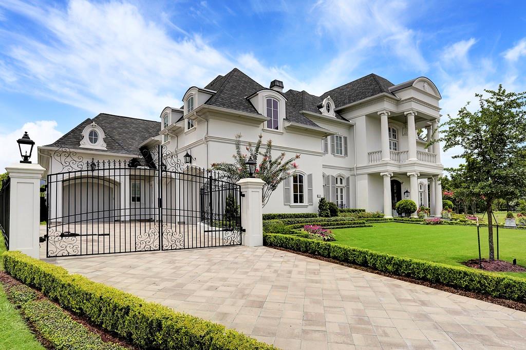 3602 St Tropez Way