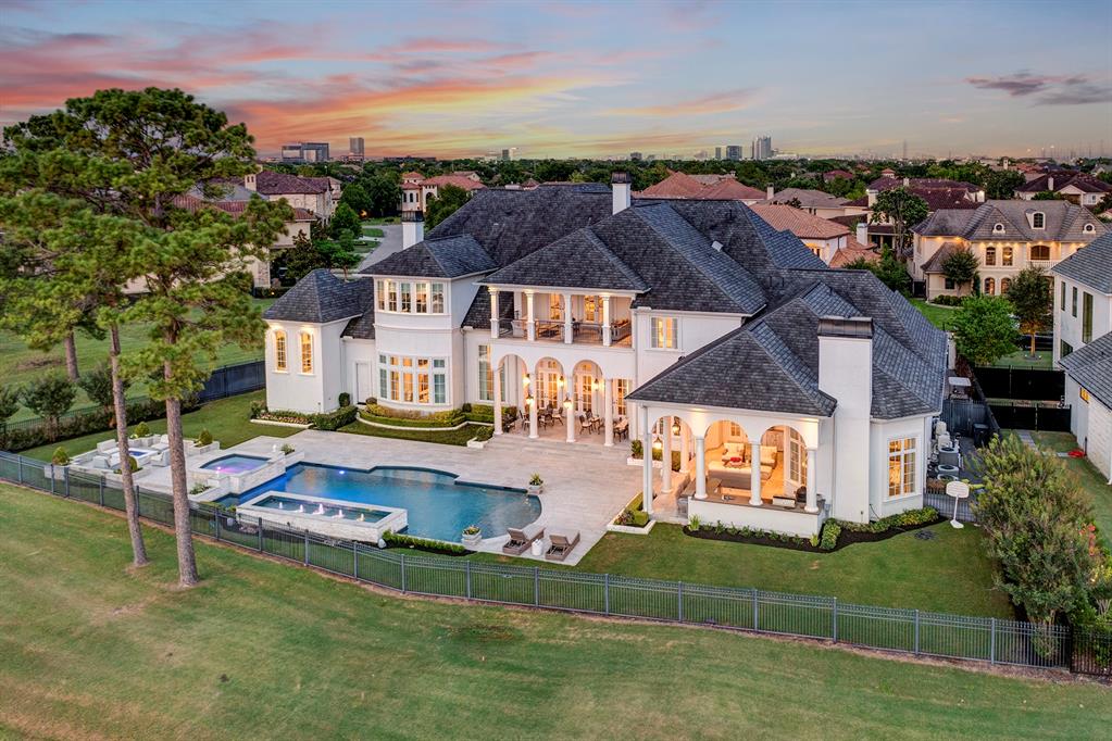 3602 St Tropez Way