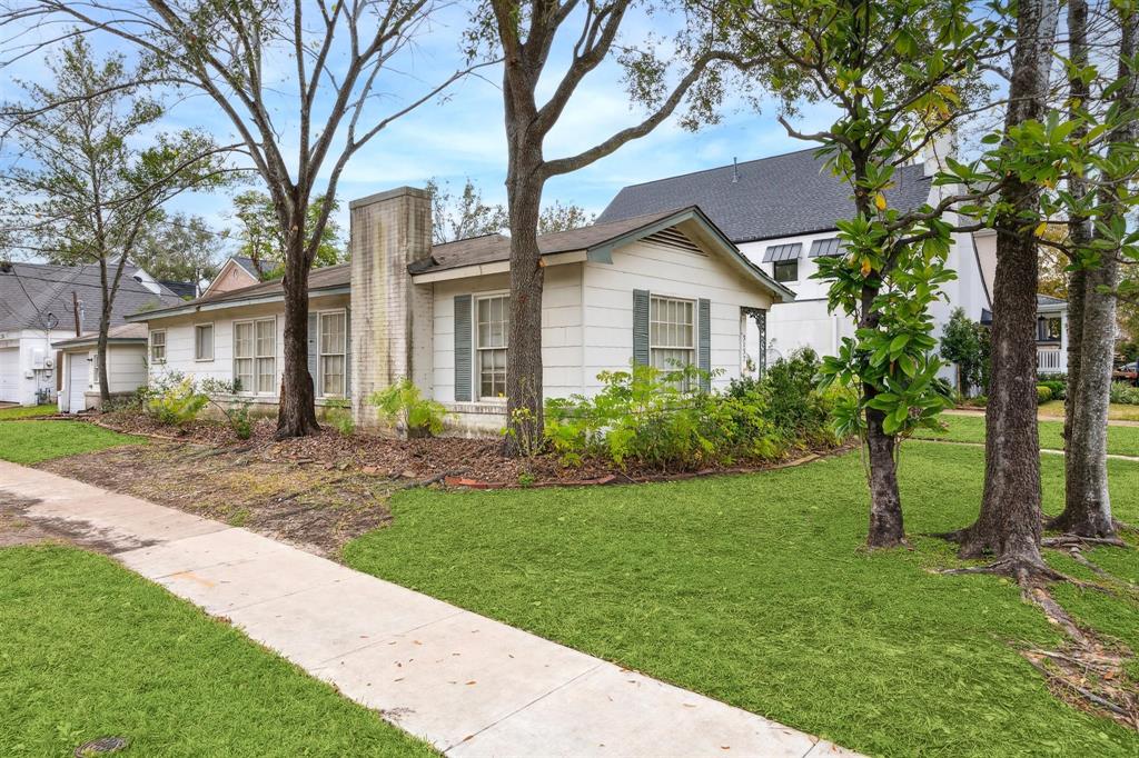 3132 Georgetown Street