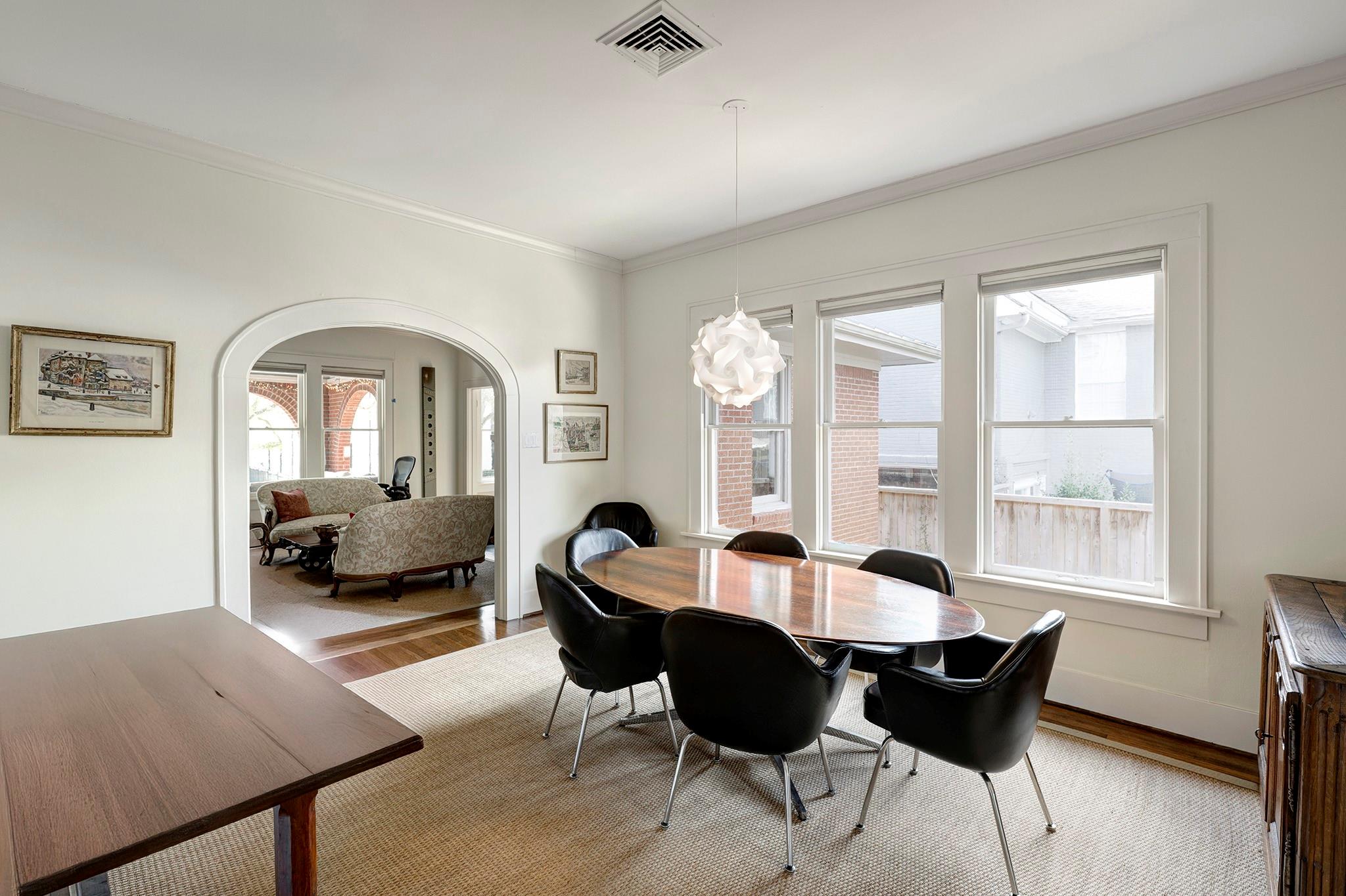 1902 Bolsover Street