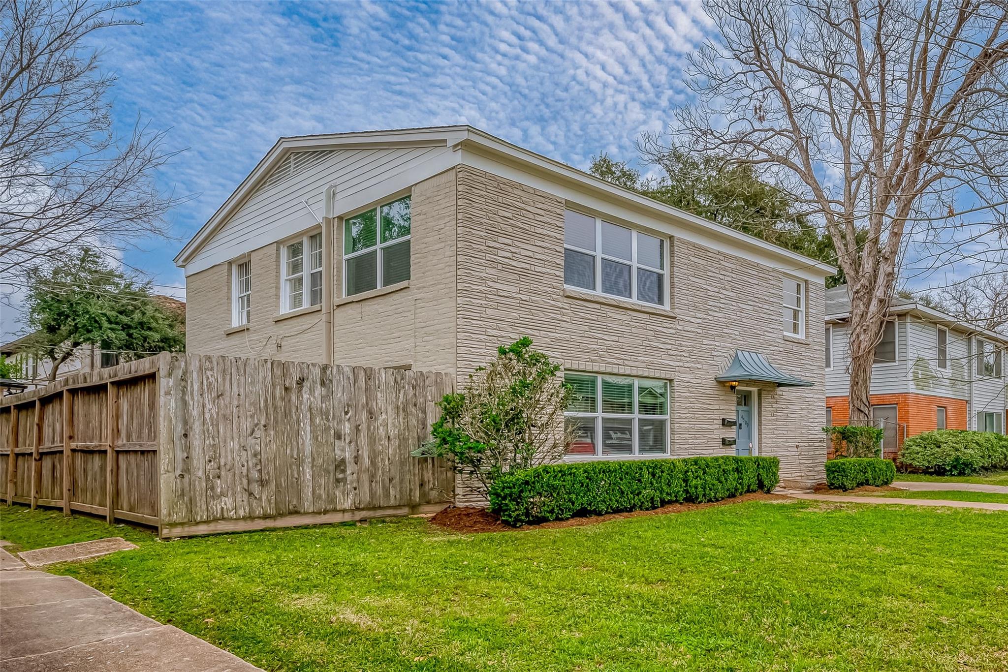 4509 Larch Lane