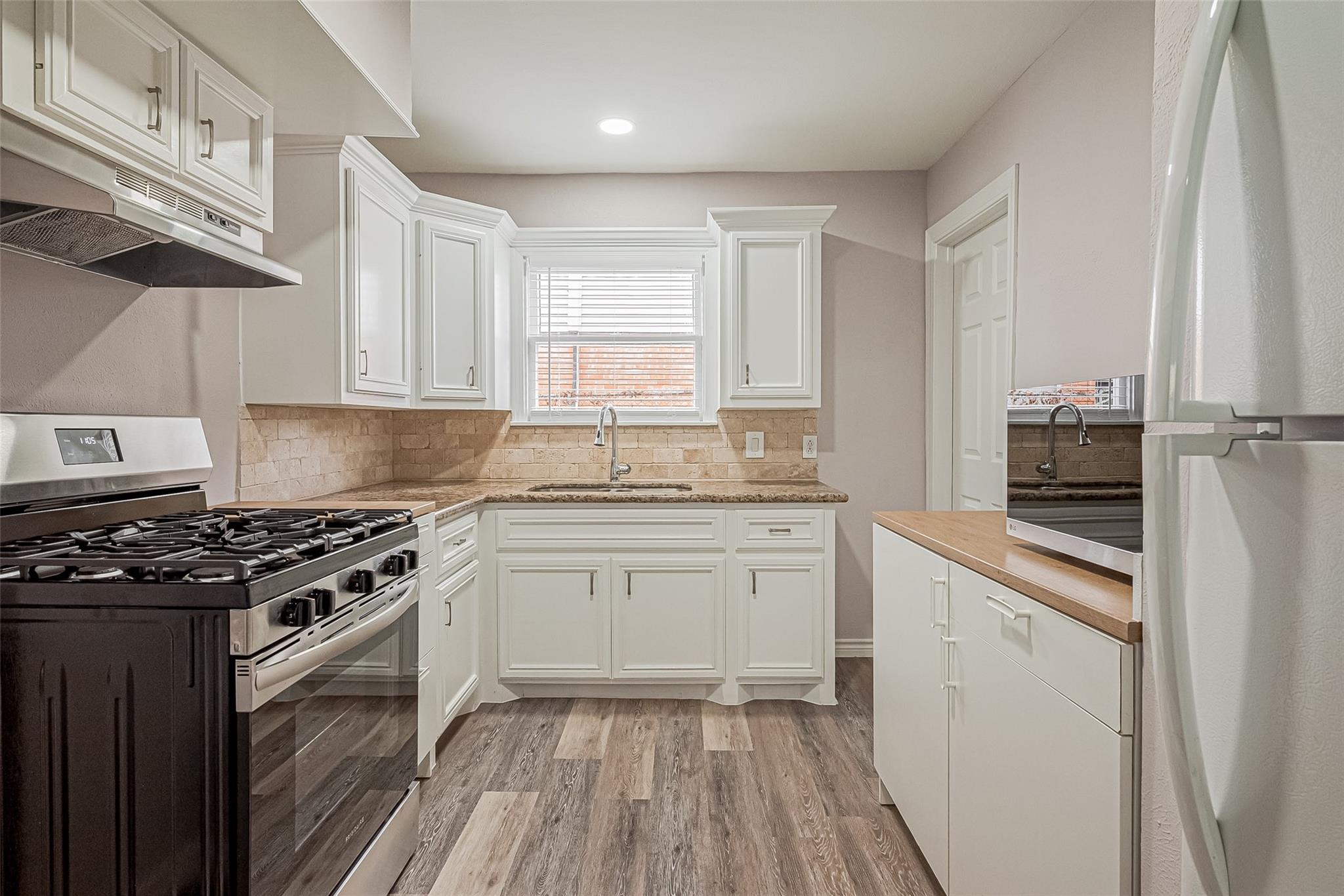 4509 Larch Lane