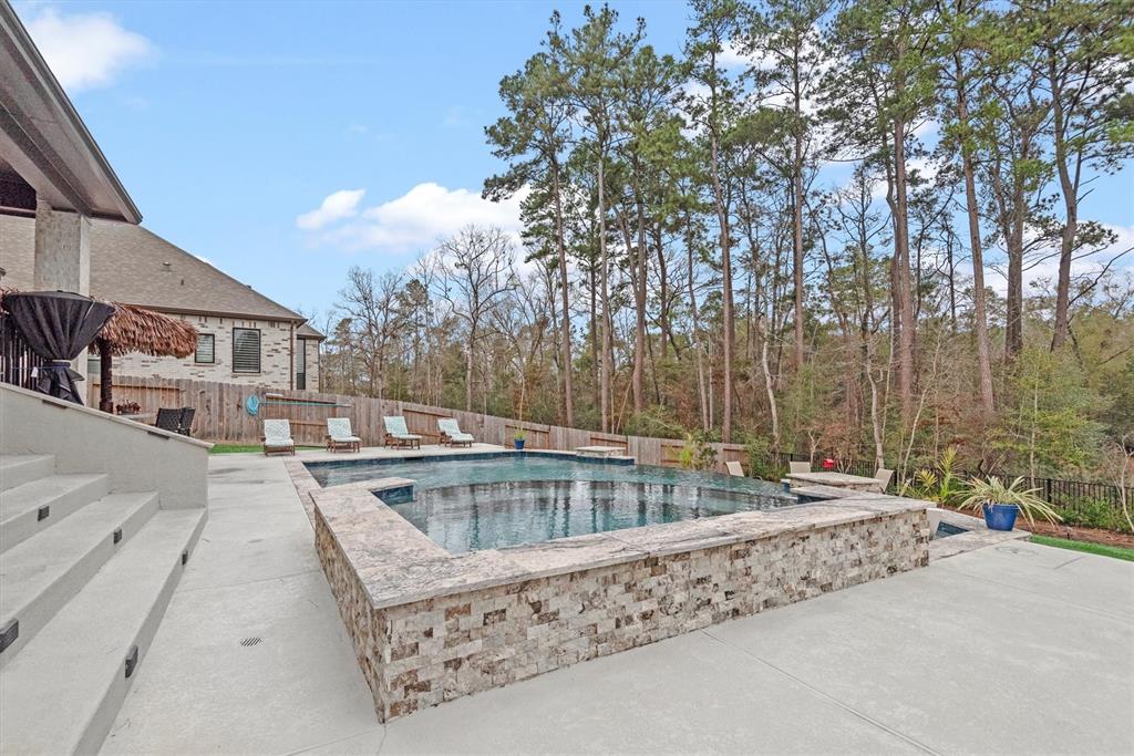 604 N Rivus Overlook Drive