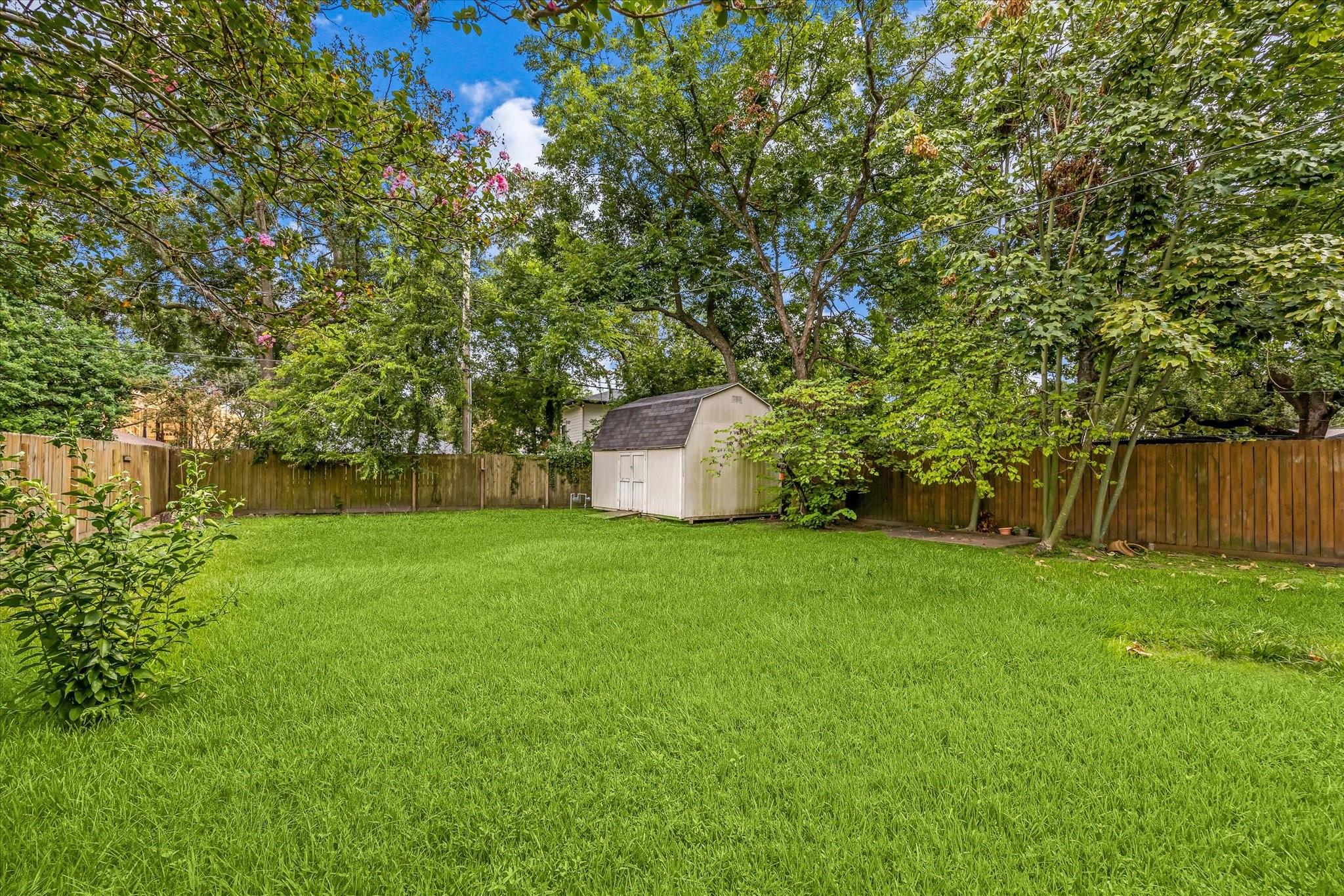 2111 Chippendale Road