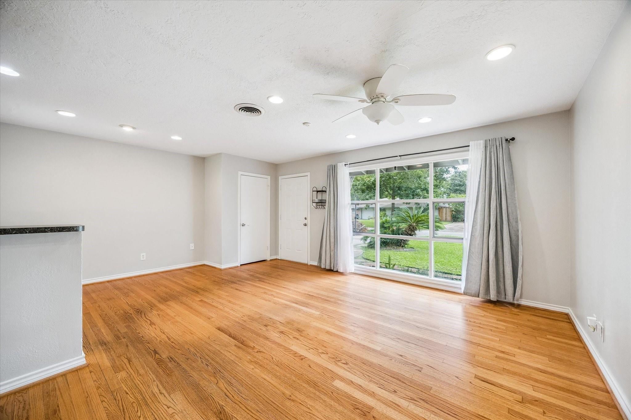2111 Chippendale Road