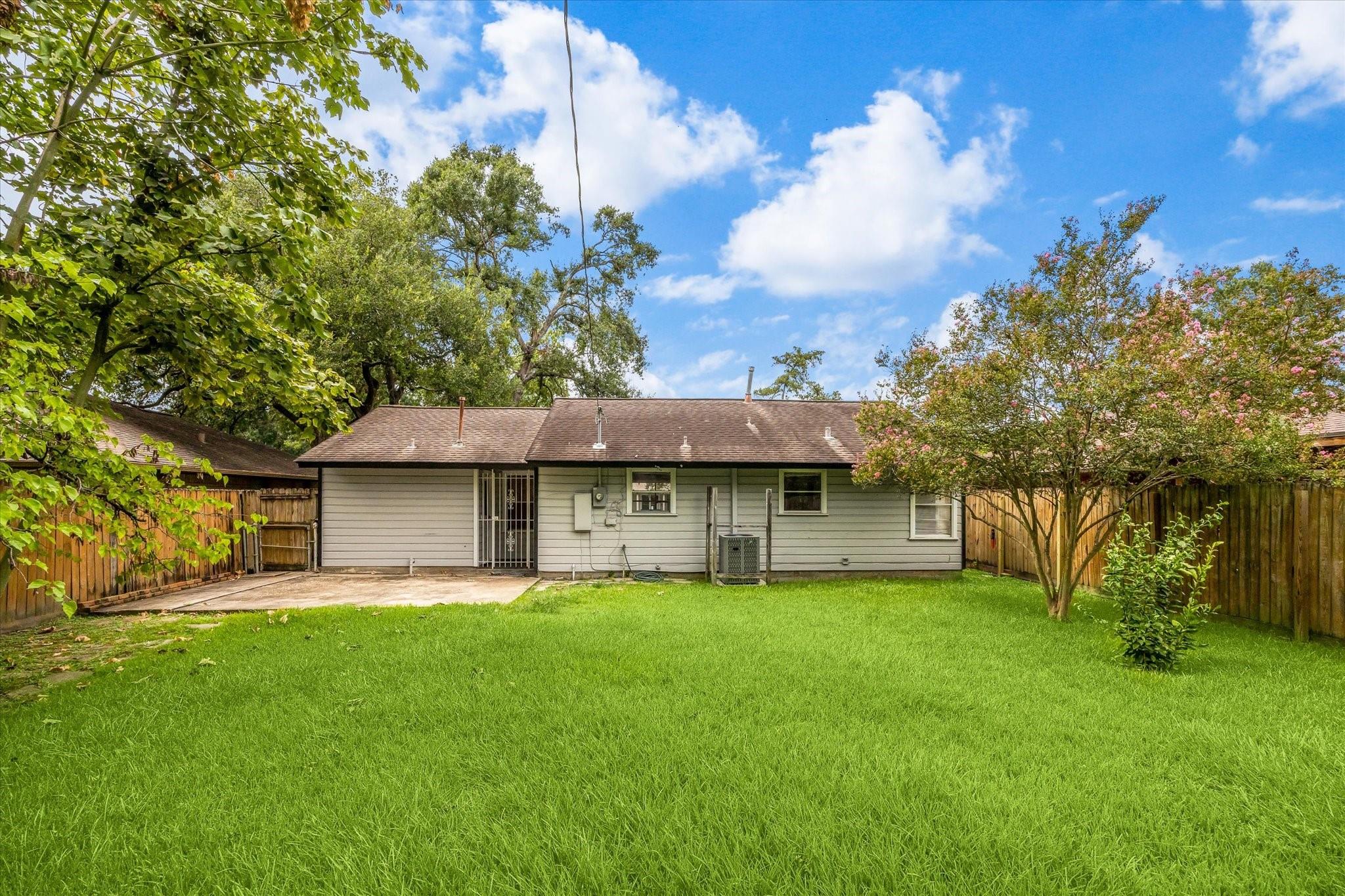 2111 Chippendale Road