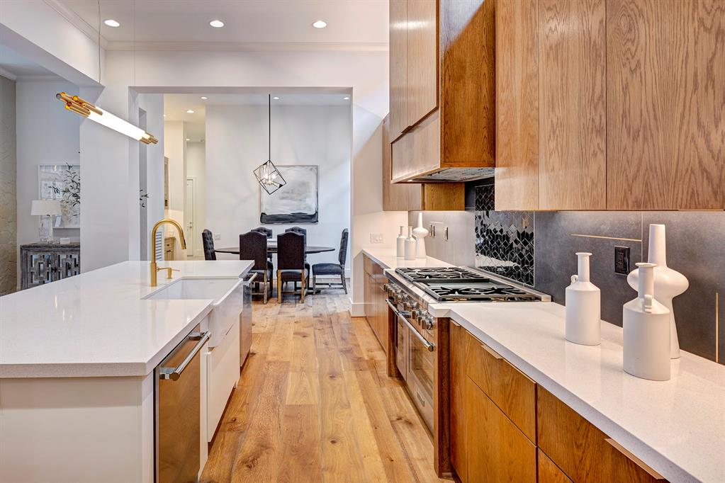 5737 Bayou Glen Road