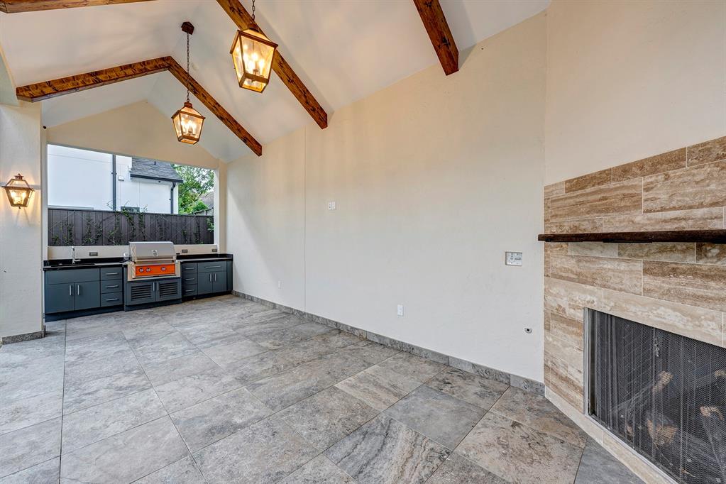 5737 Bayou Glen Road