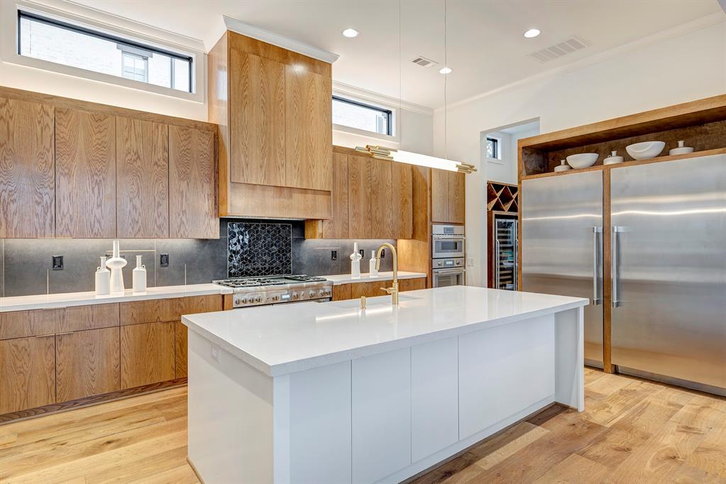 5737 Bayou Glen Road