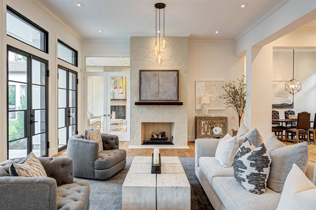 5737 Bayou Glen Road