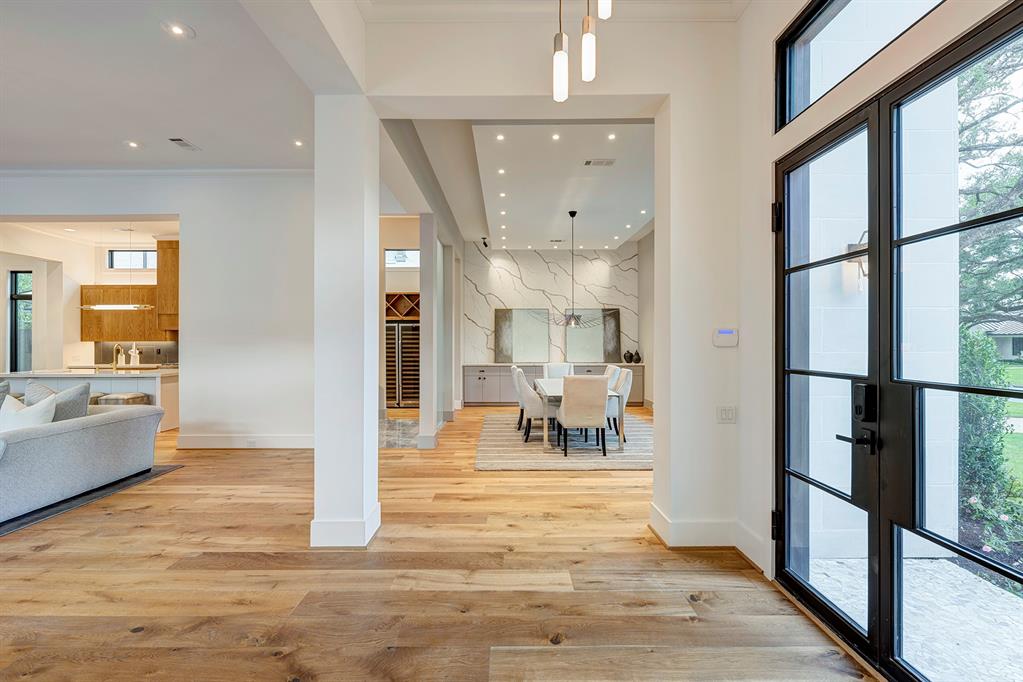 5737 Bayou Glen Road