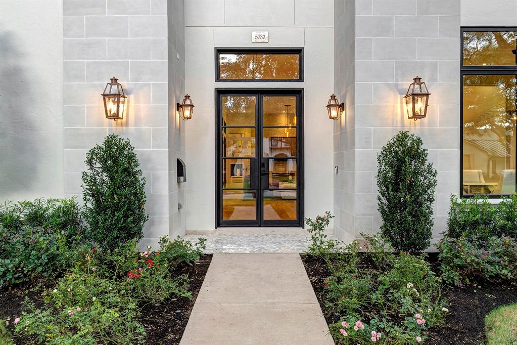 5737 Bayou Glen Road