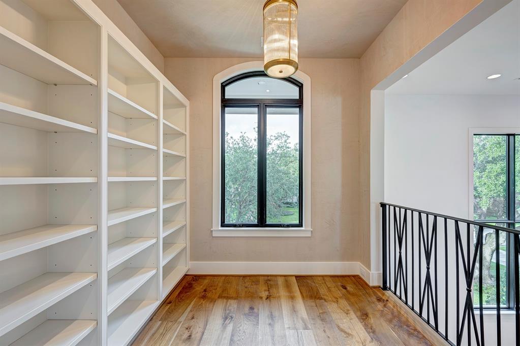 5737 Bayou Glen Road