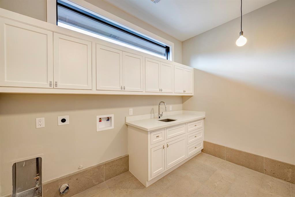 5737 Bayou Glen Road