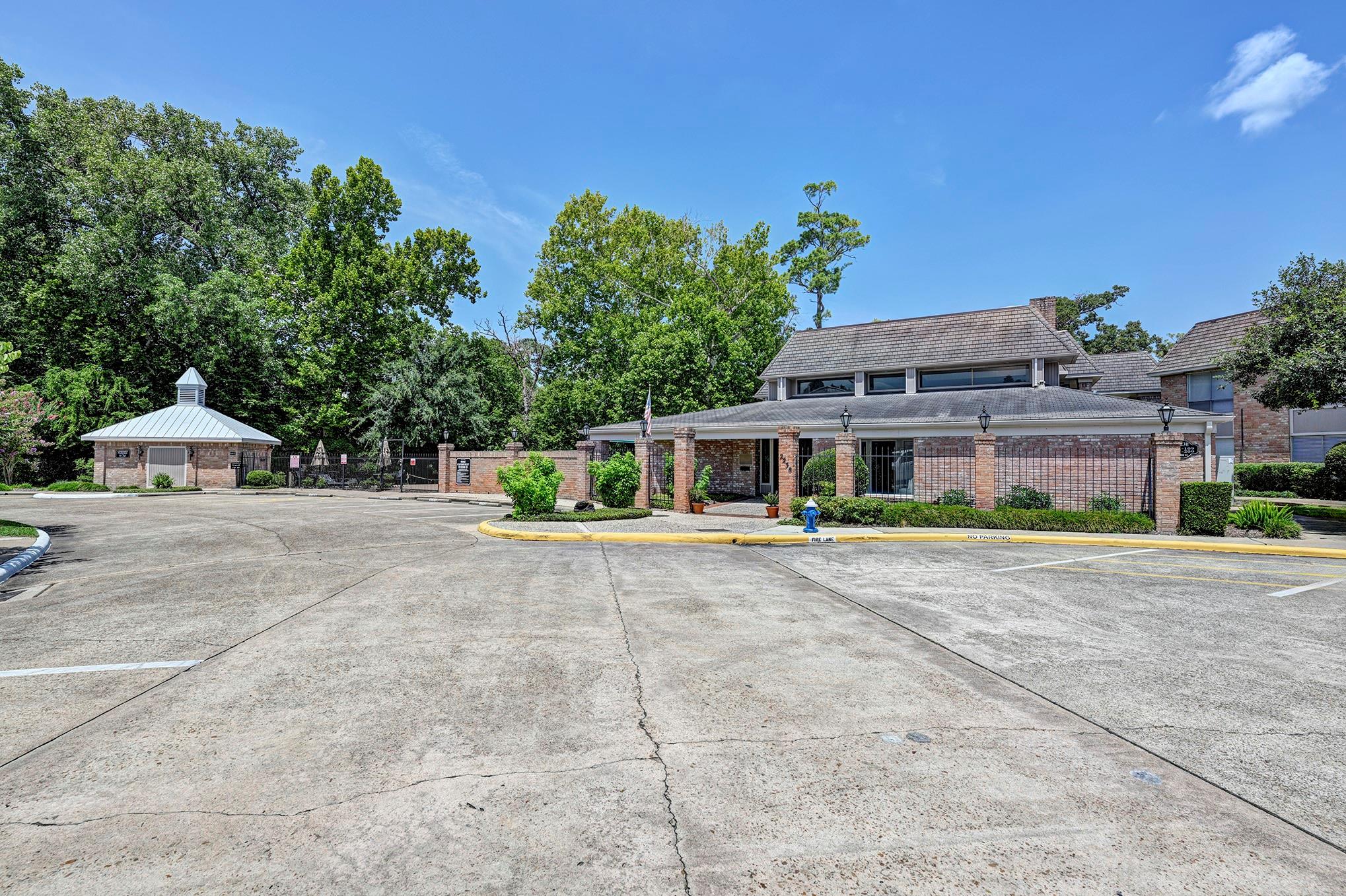 2230 S Piney Point Road # 104