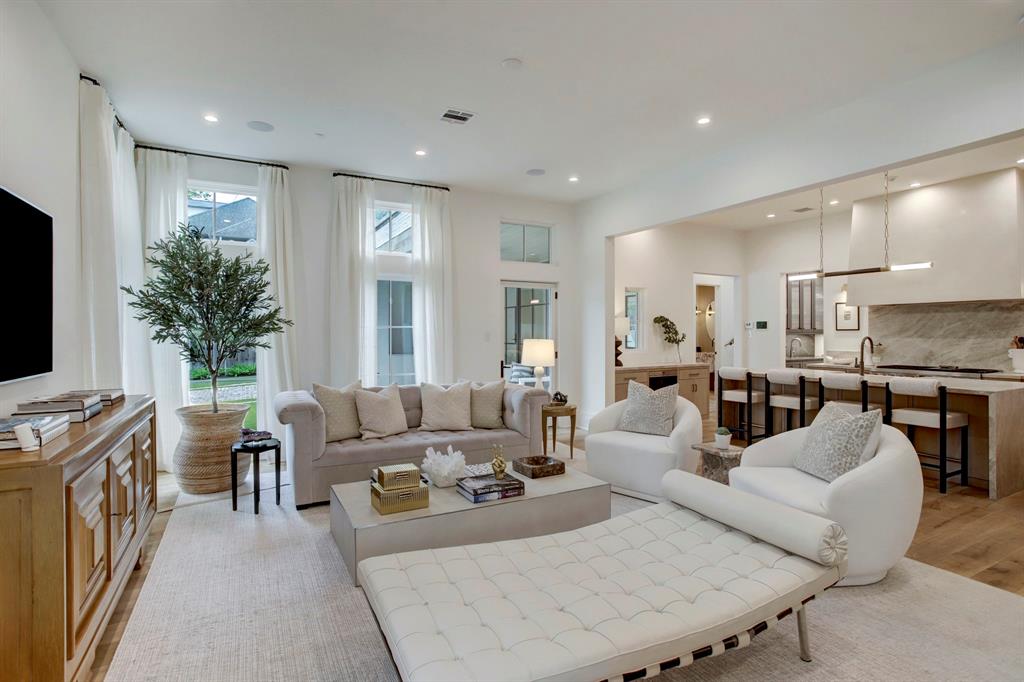 3782 Georgetown Street