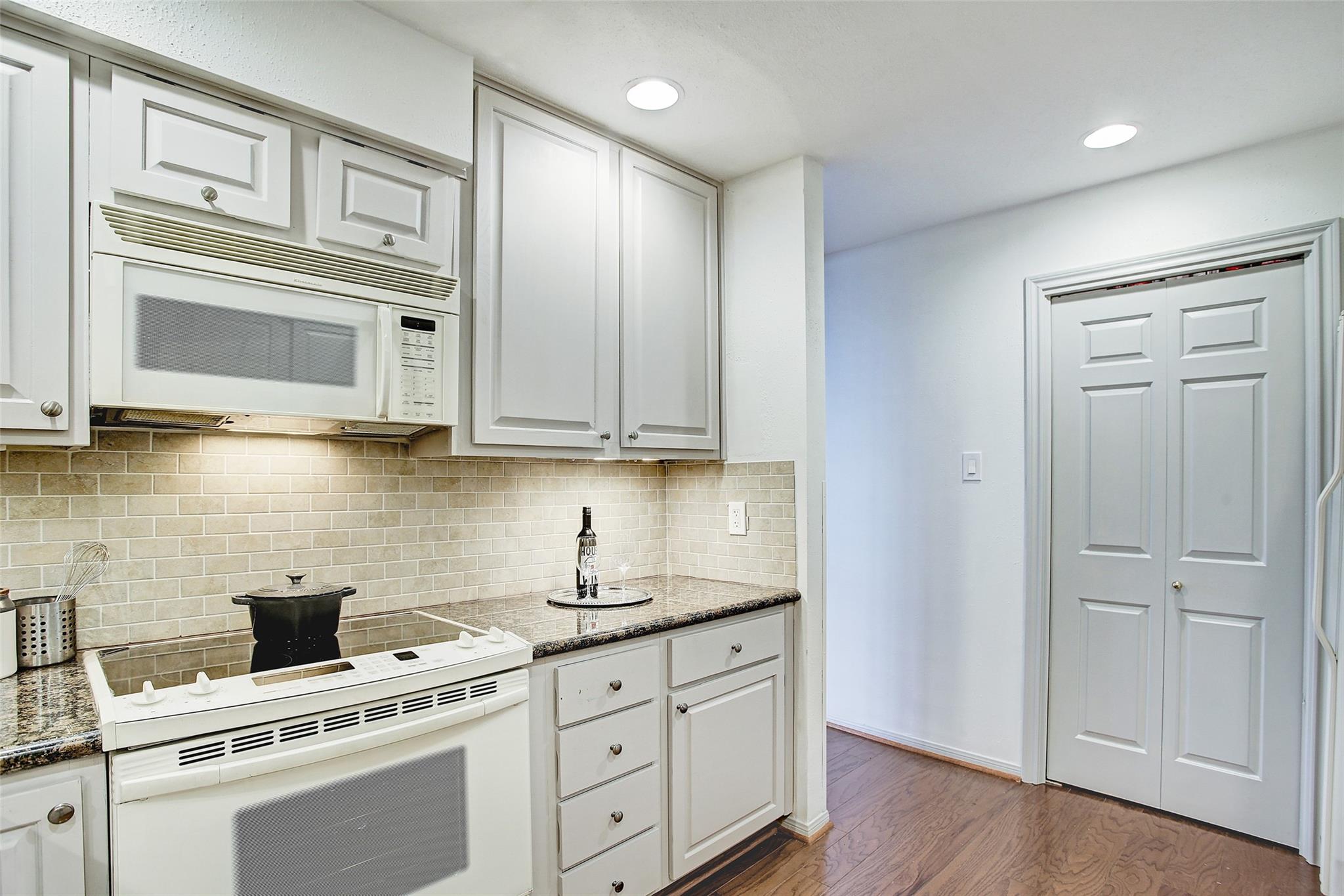 5220 Weslayan Street # 310