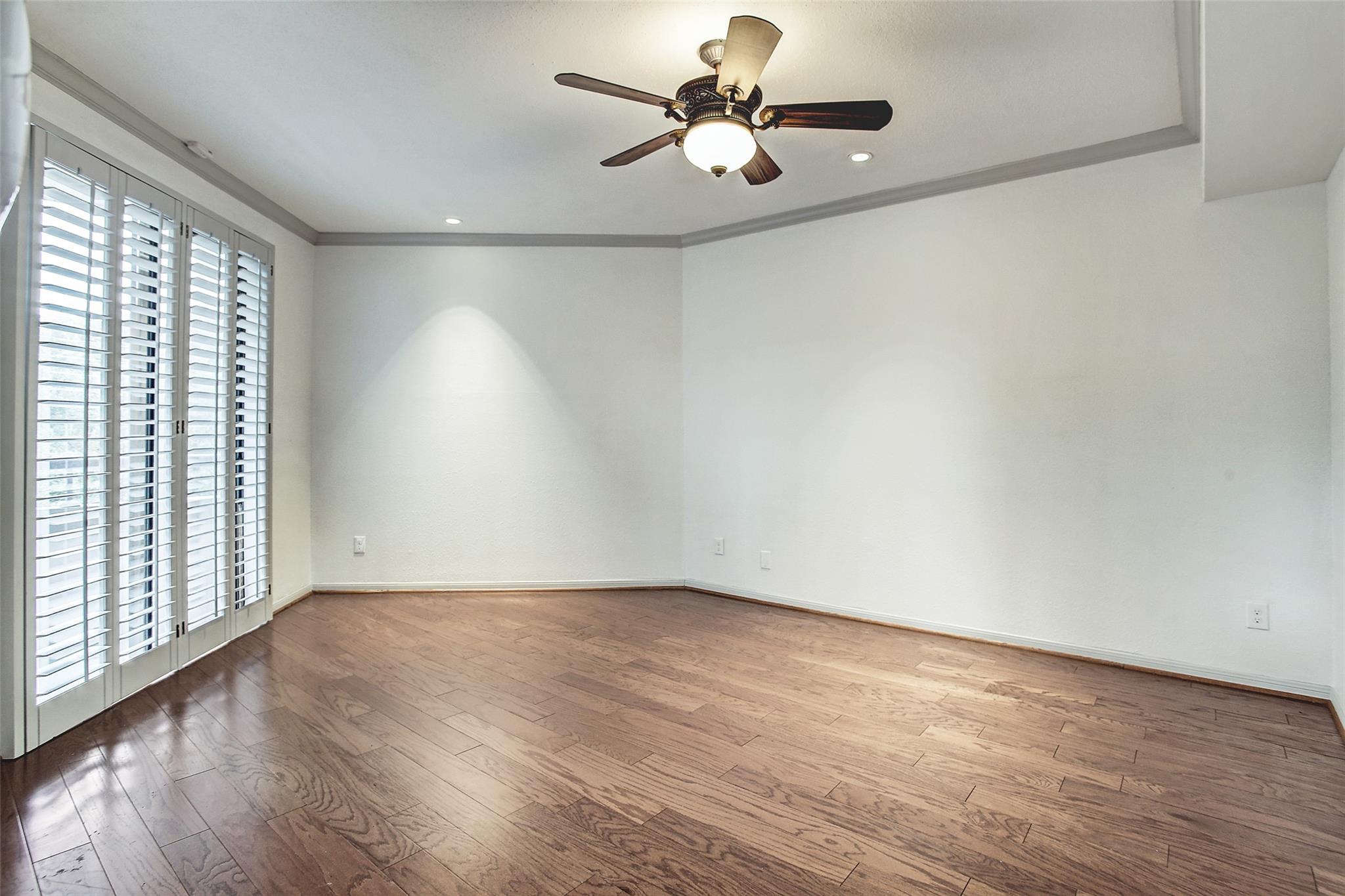 5220 Weslayan Street # 310