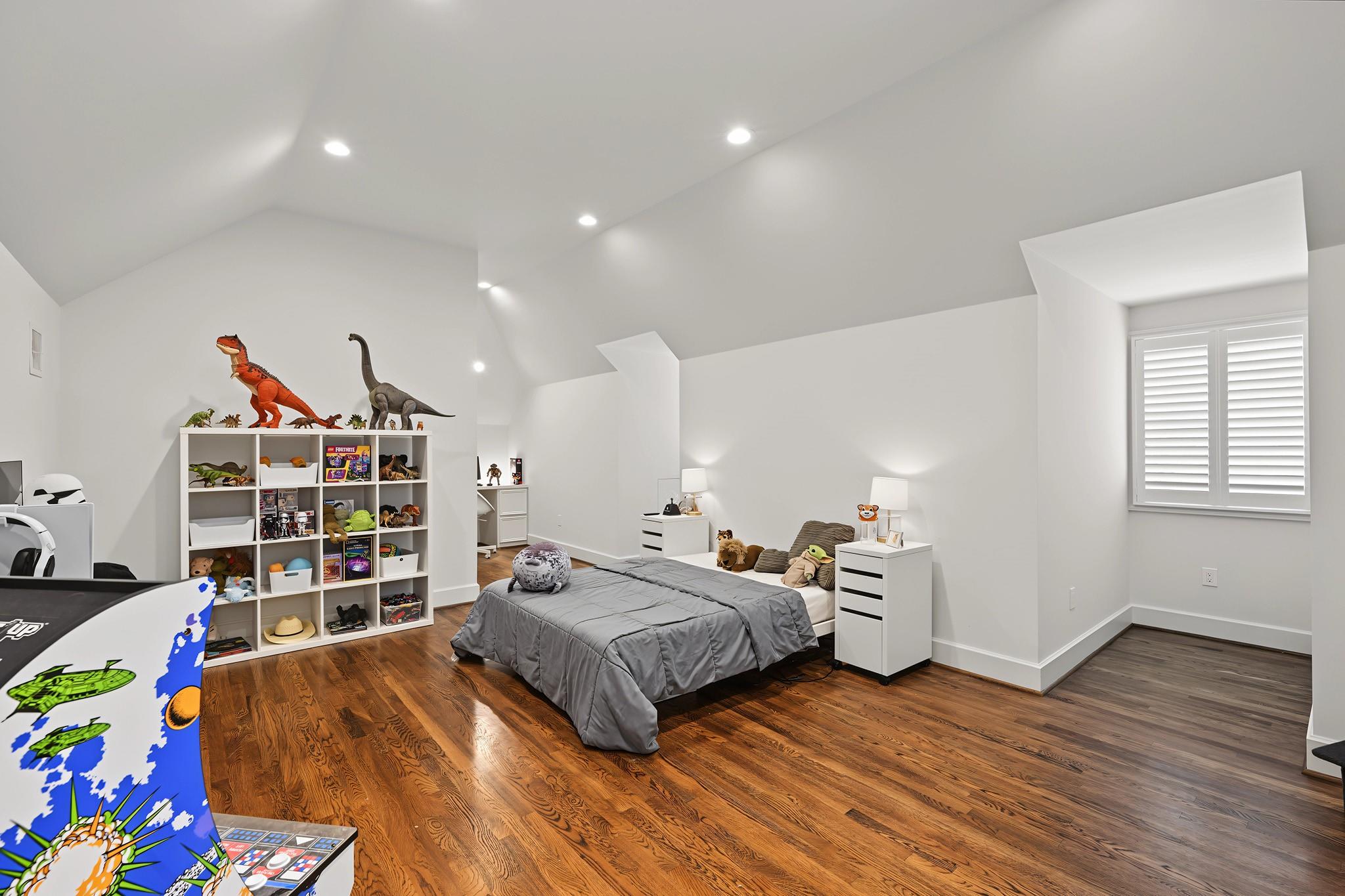3444 Meadow Lake Lane