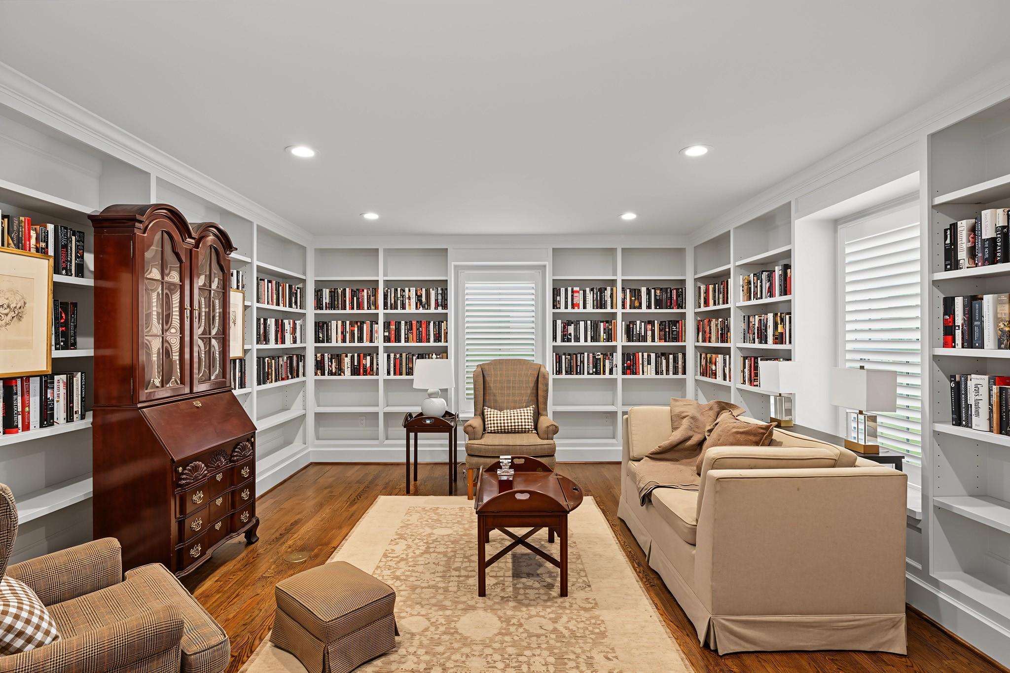 3444 Meadow Lake Lane