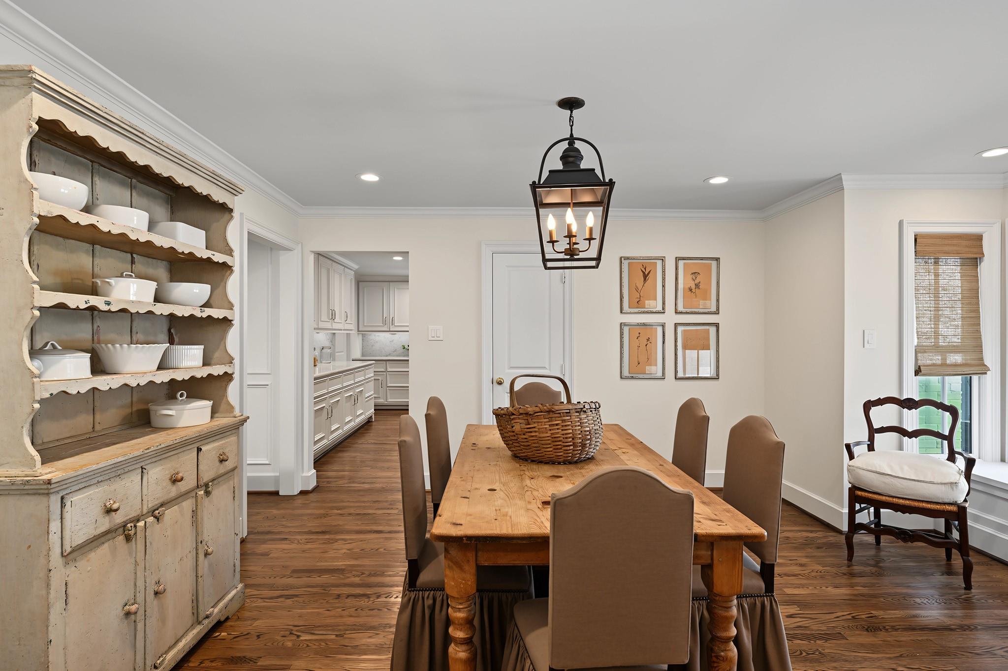 3444 Meadow Lake Lane