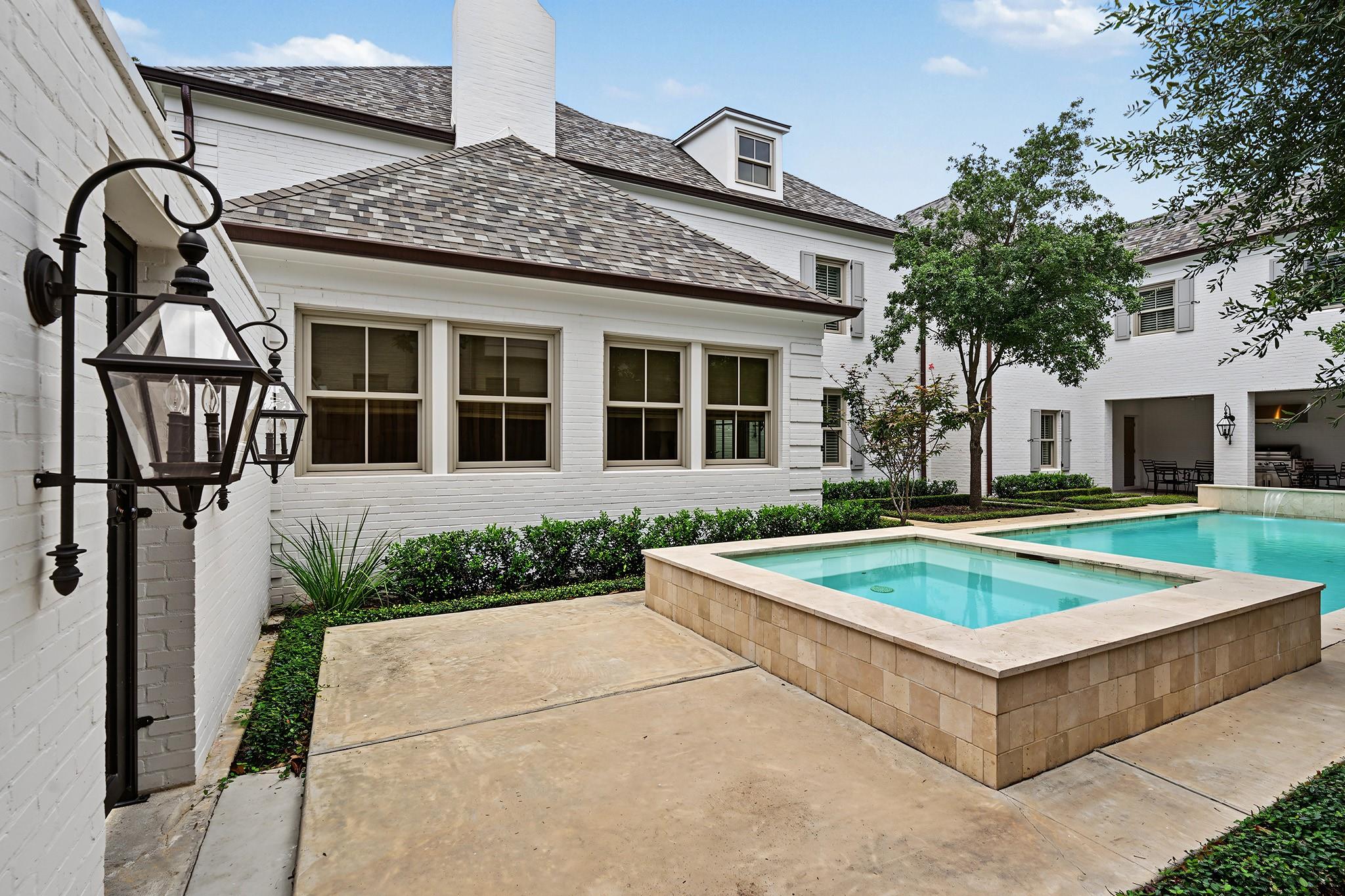3444 Meadow Lake Lane