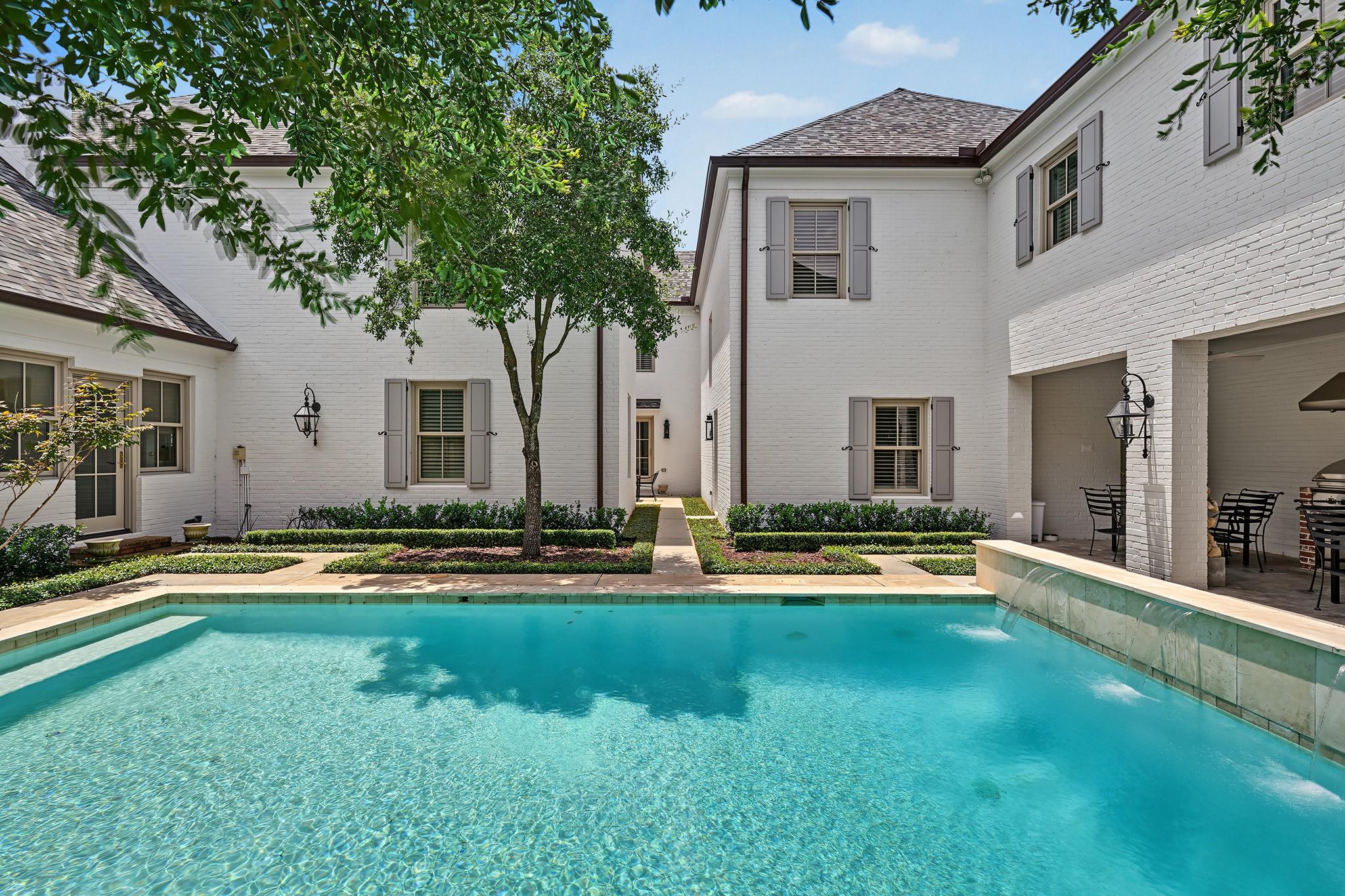 3444 Meadow Lake Lane