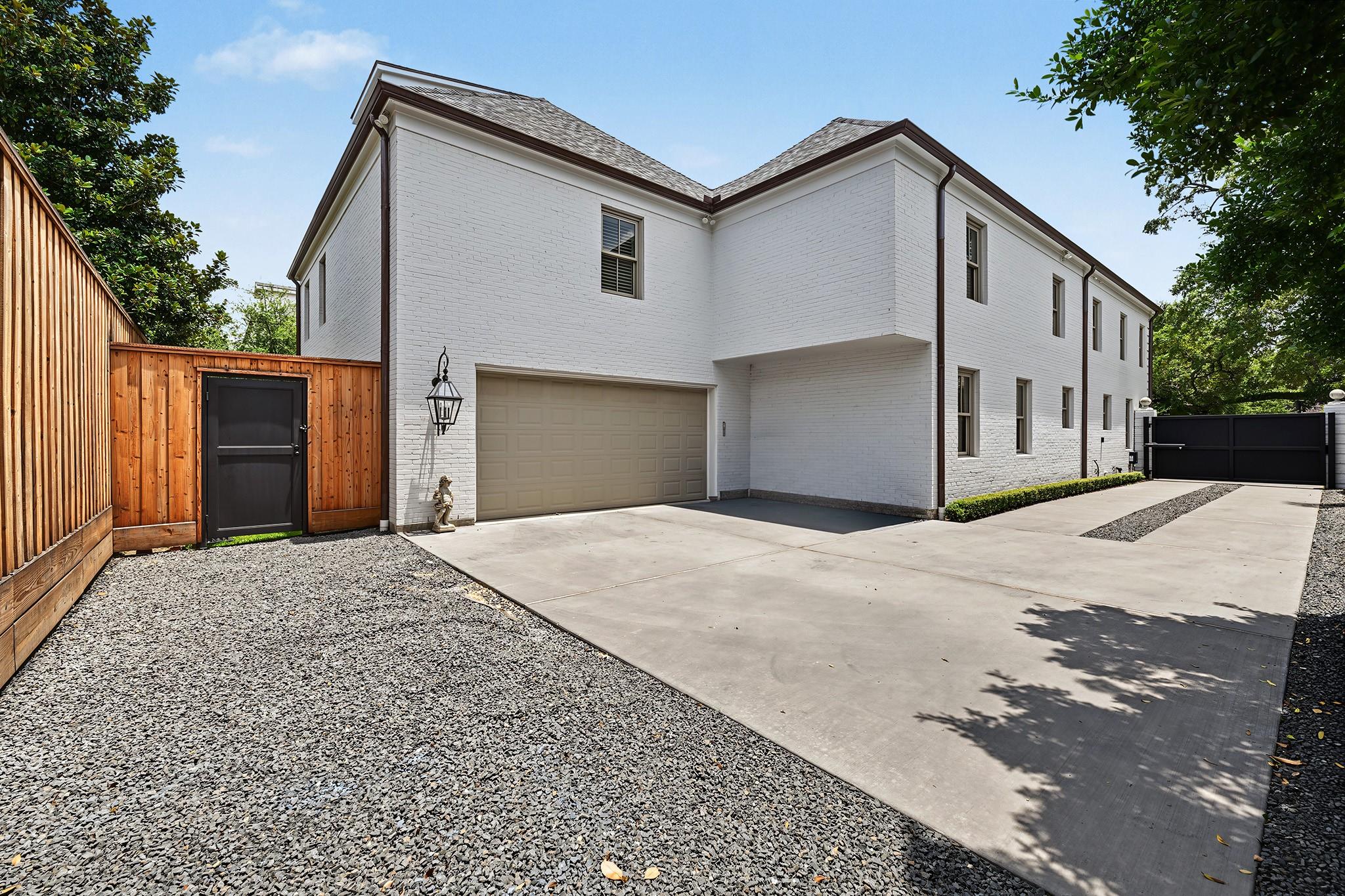 3444 Meadow Lake Lane
