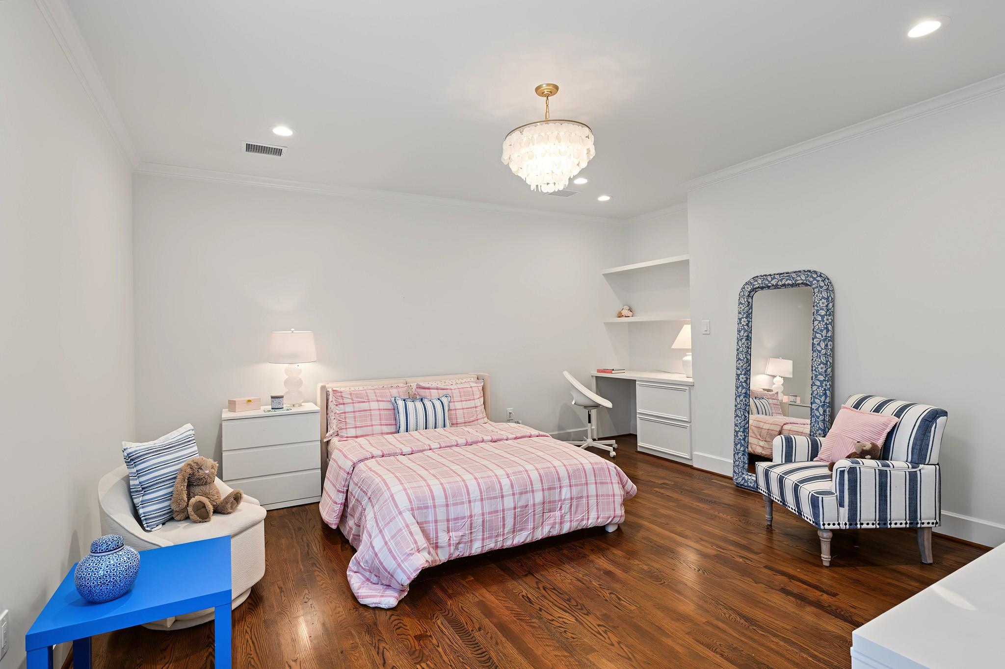 3444 Meadow Lake Lane