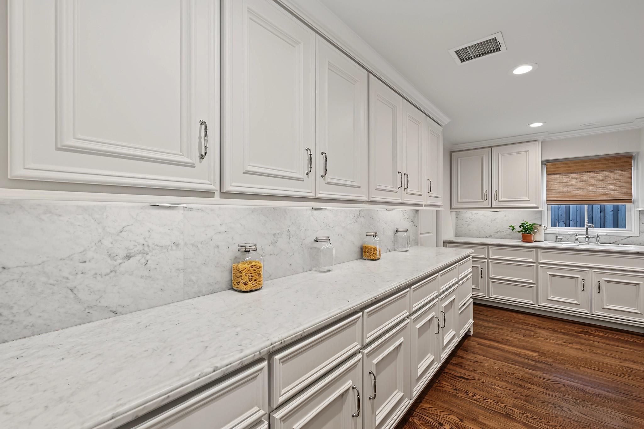 3444 Meadow Lake Lane