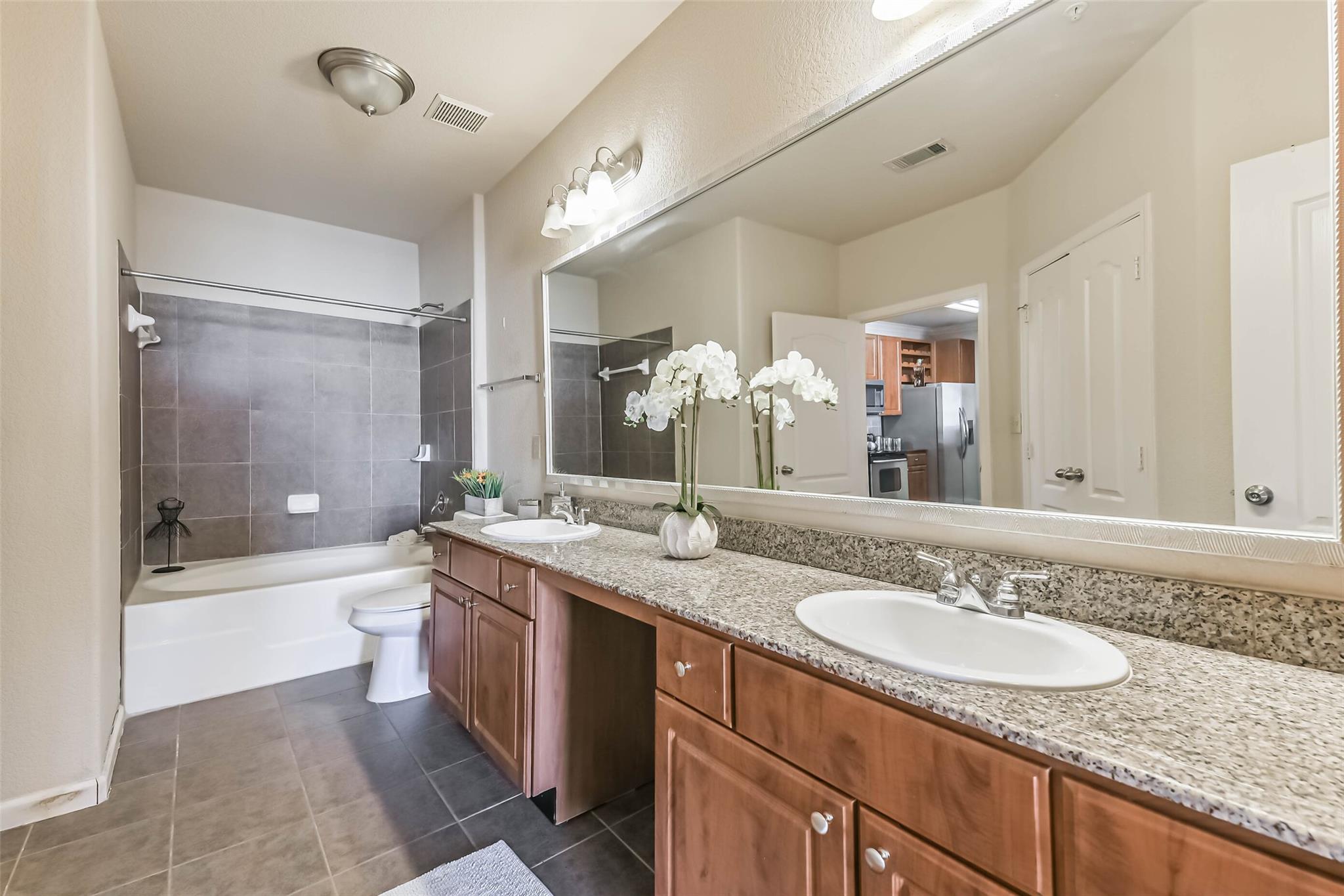 1711 Old Spanish Trail # 243