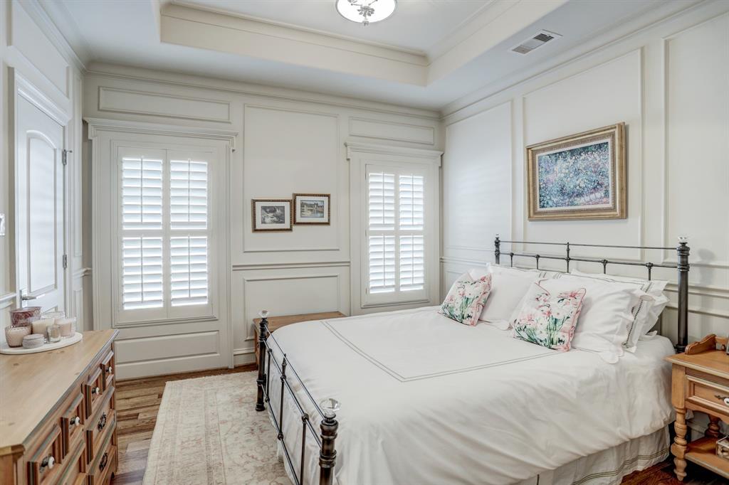 3805 Swarthmore