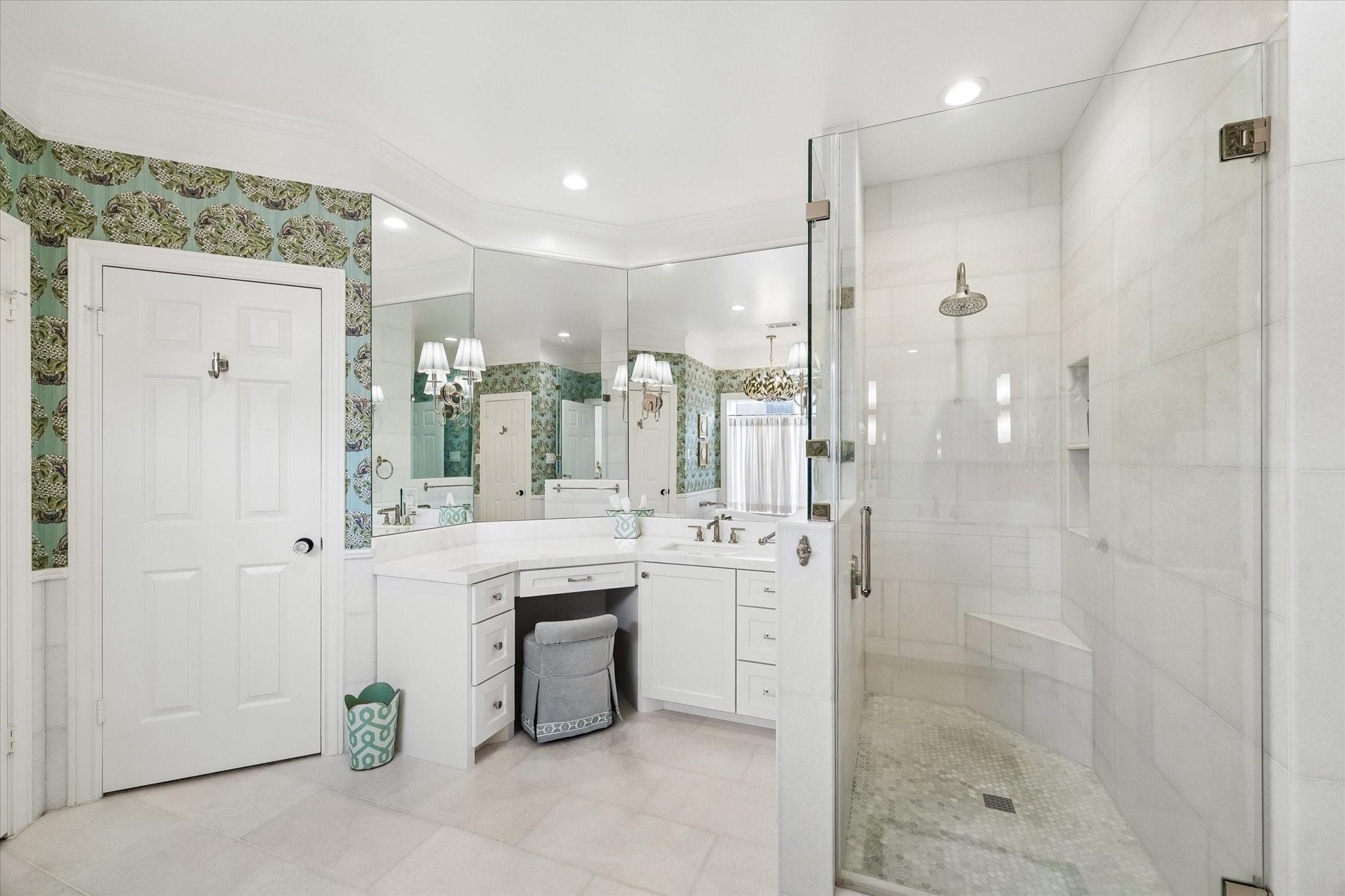 4610 Ingersoll Street