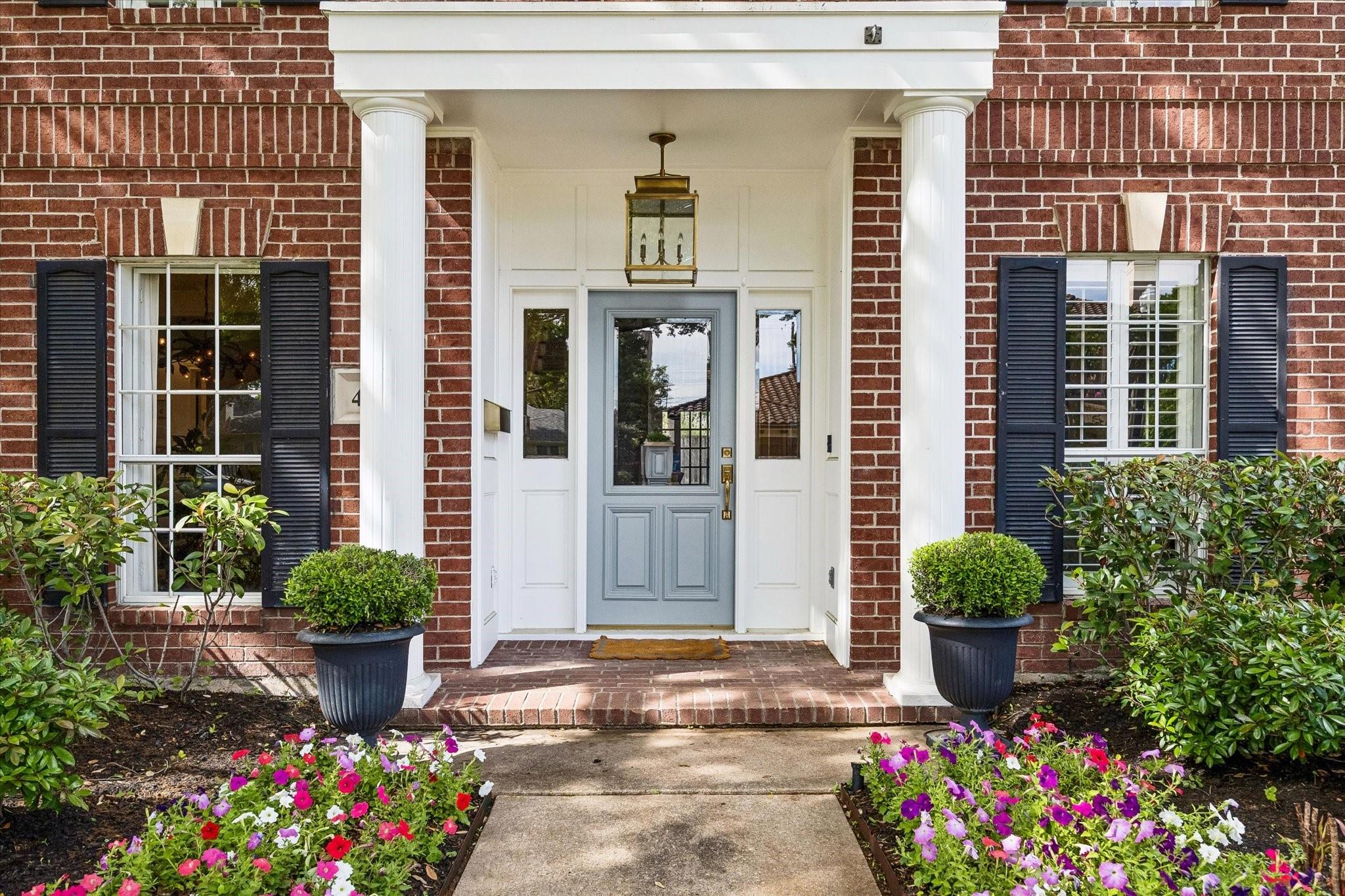 4610 Ingersoll Street