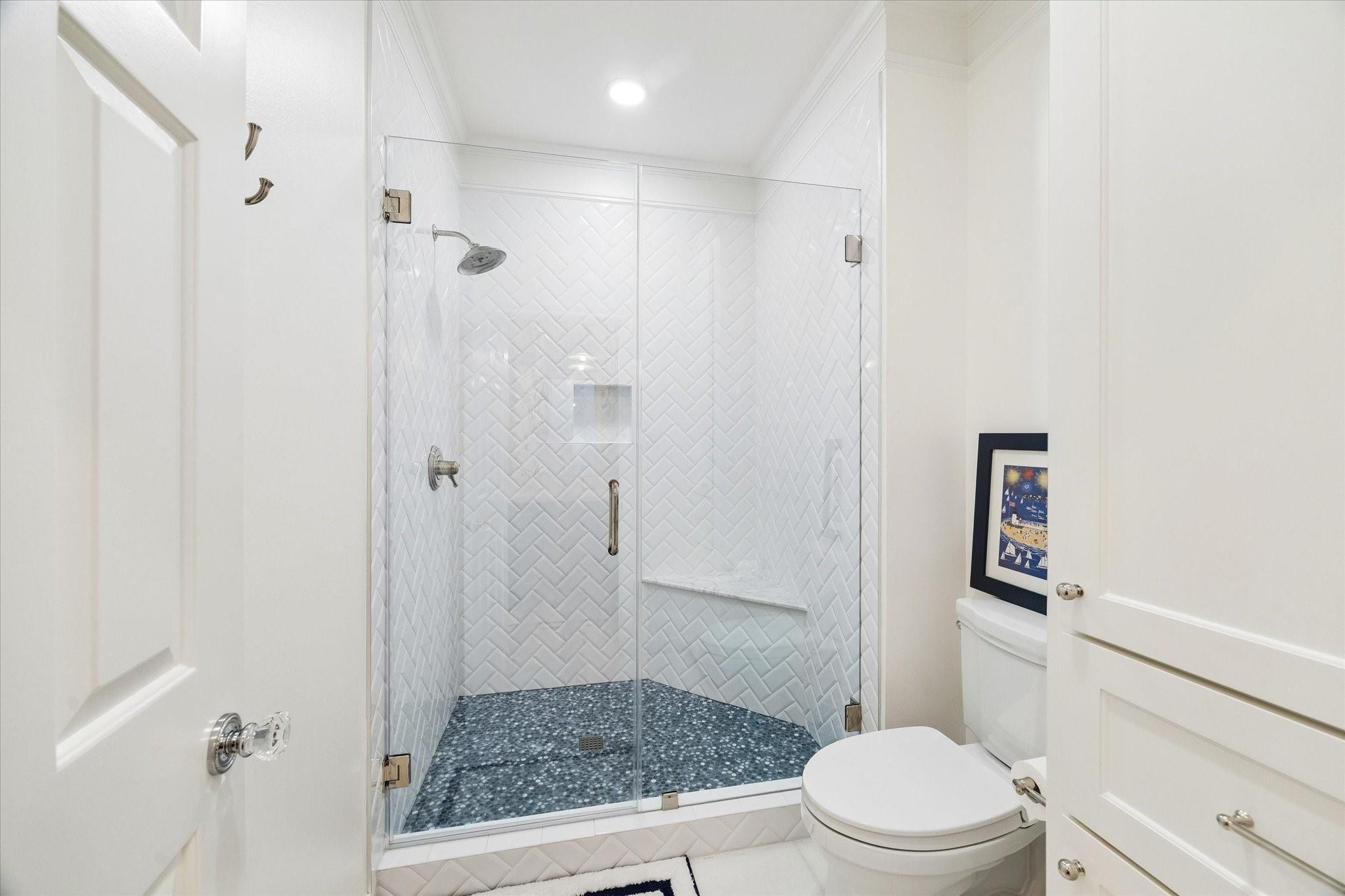 4610 Ingersoll Street