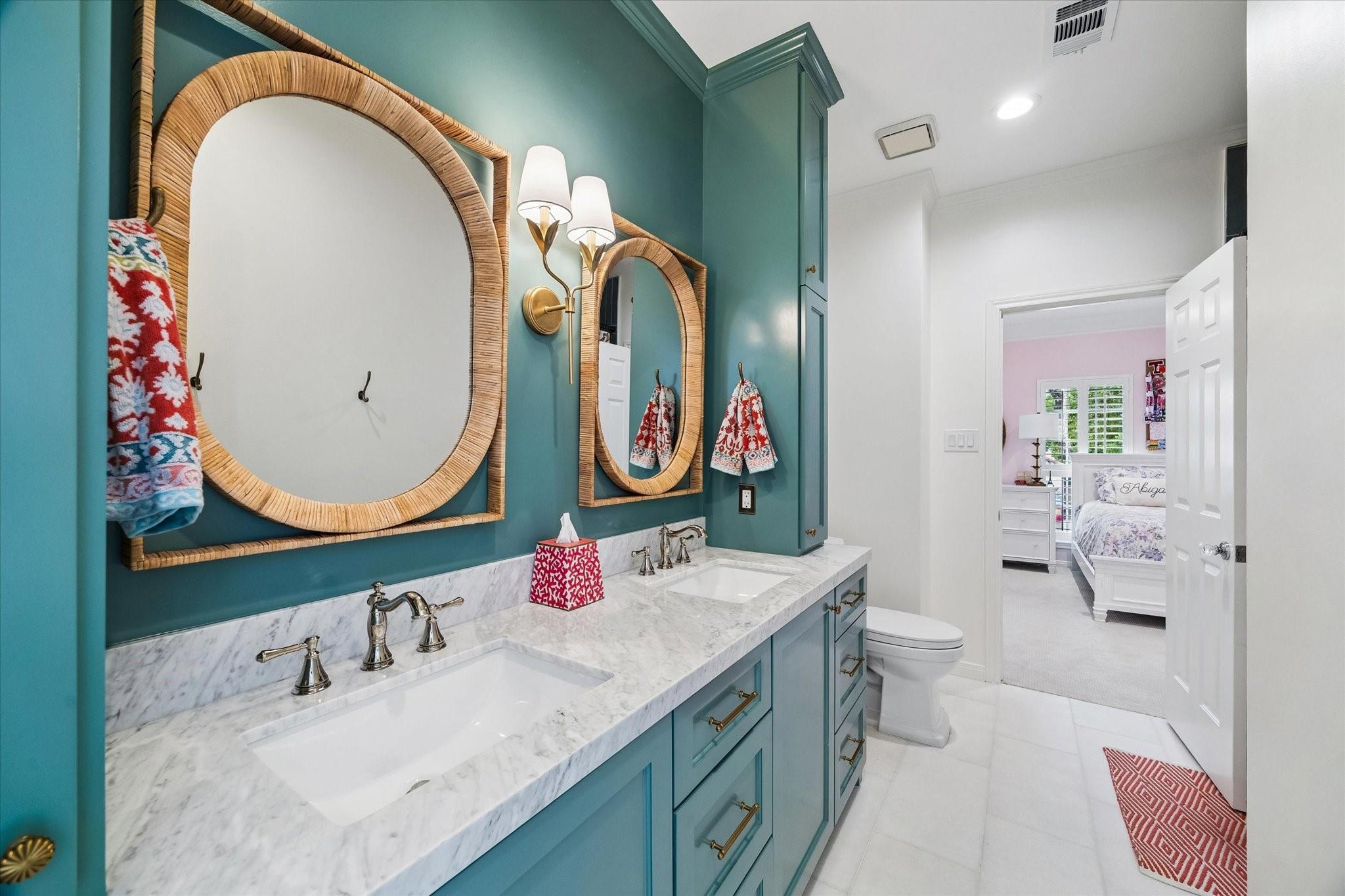 4610 Ingersoll Street