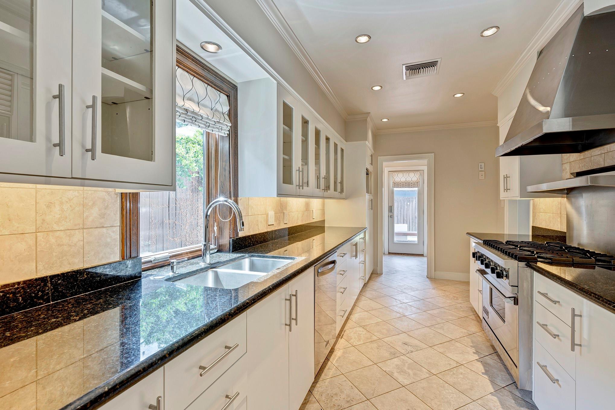 3028 Georgetown Street