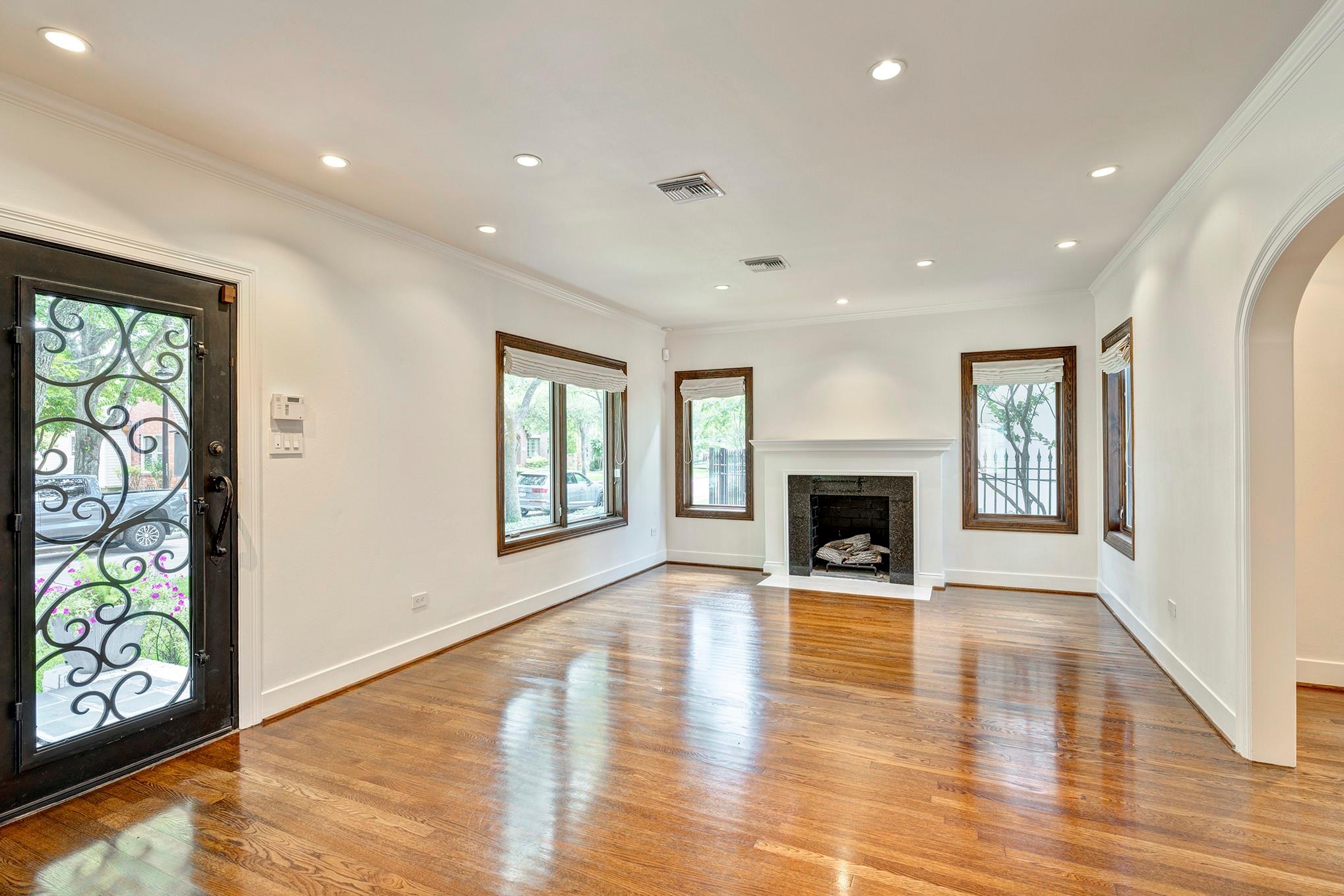 3028 Georgetown Street