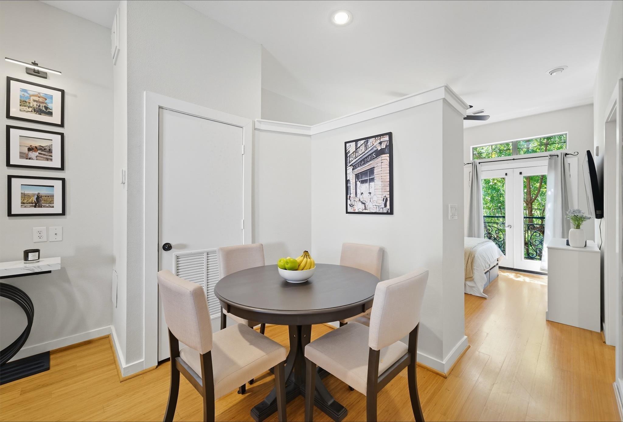 806 Jackson Hill Street # 203