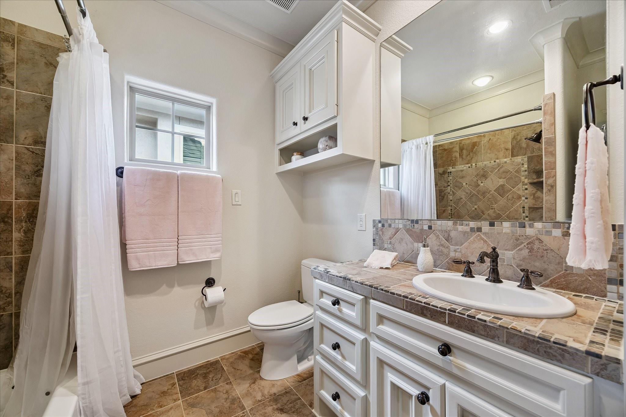 29 N Creekside Court