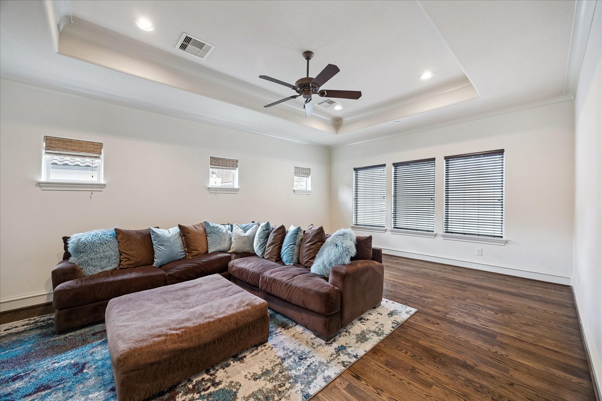 29 N Creekside Court