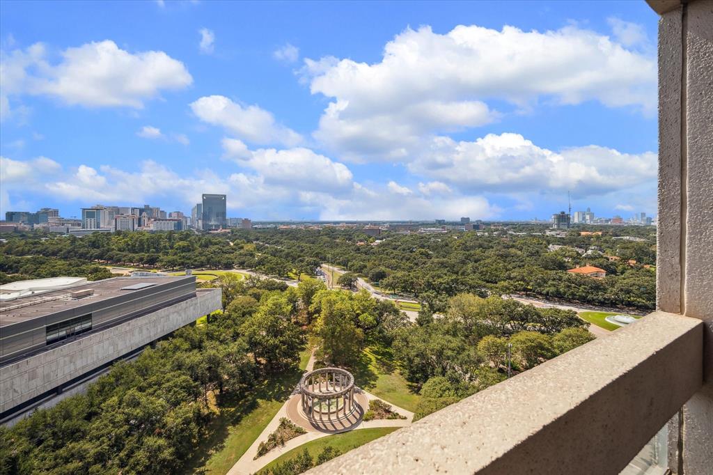 1111 Hermann Drive # 14D