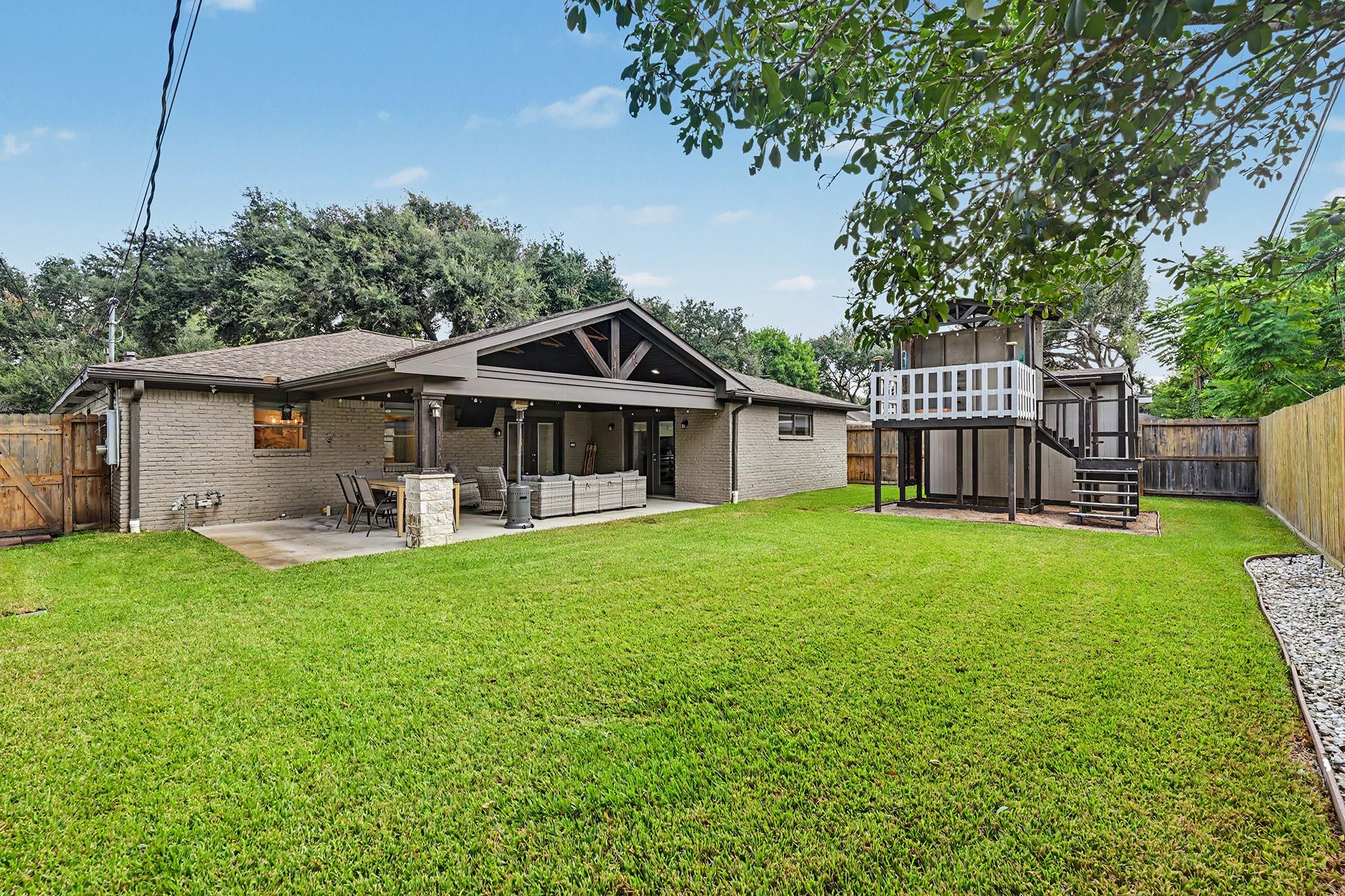 6007 Portal Drive