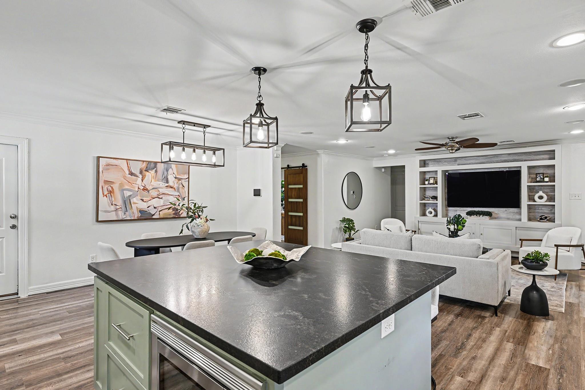 6007 Portal Drive