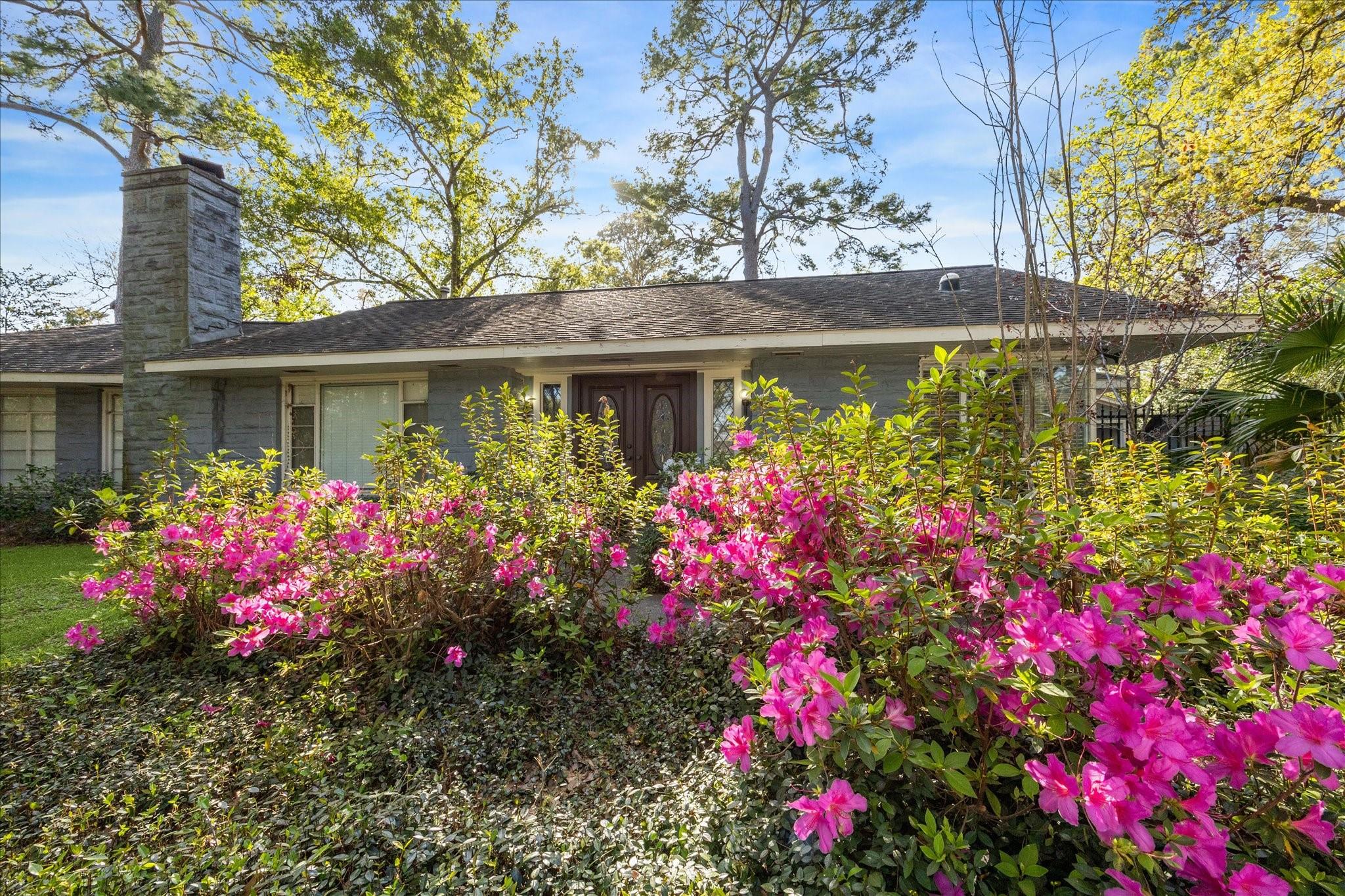 48 Rollingwood Drive