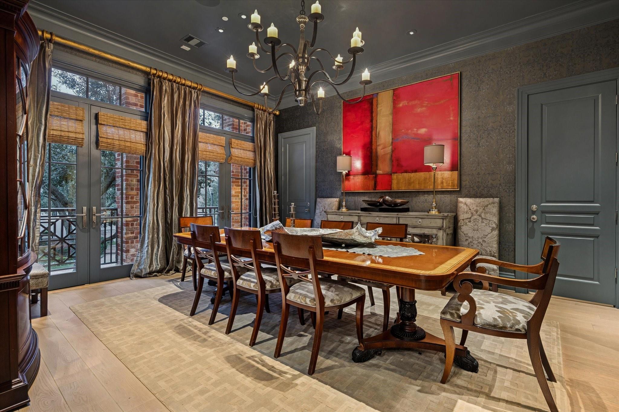 1225 Place Royale Way