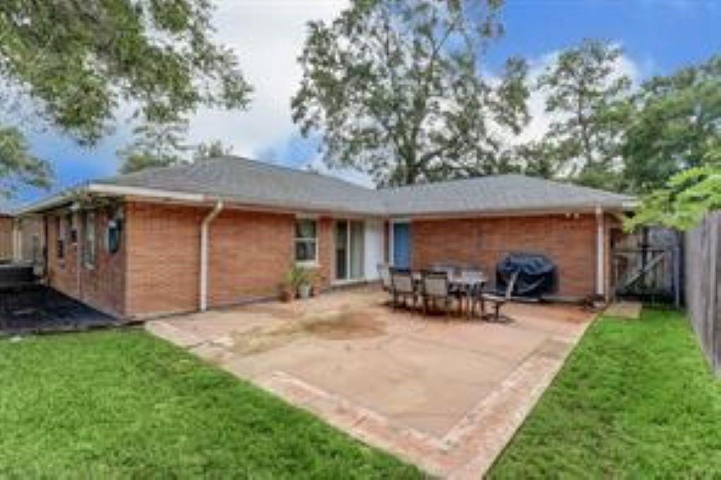 1914 Viking Drive